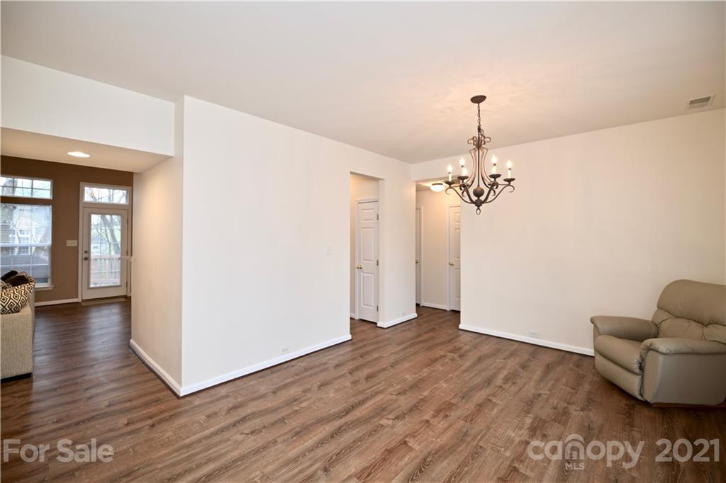 16205 Hayfield Road Charlotte, NC 28213 - Photo 7 of 33