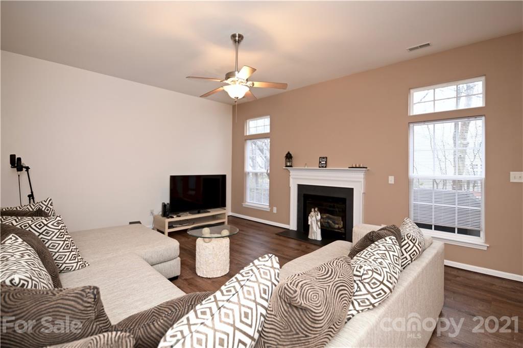 16205 Hayfield Road Charlotte, NC 28213 - Photo 9 of 33