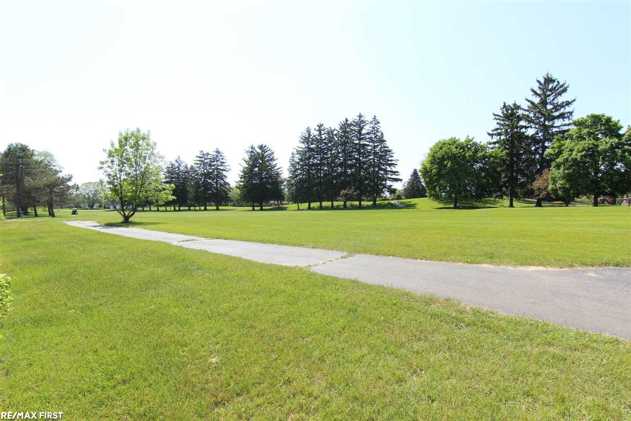 710 Lion Street Rochester Hills, MI 48307 - Photo 38 of 41