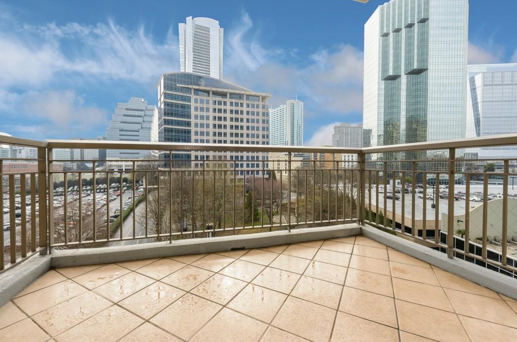 3334 Peachtree Road Northeast, Unit 403 Atlanta, GA 30326 - Photo 25 of 52 a view of a balcony