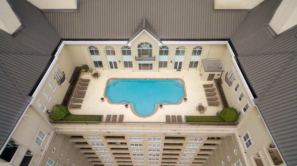 3334 Peachtree Road Northeast, Unit 403 Atlanta, GA 30326 - Photo 40 of 52 a front view of a house