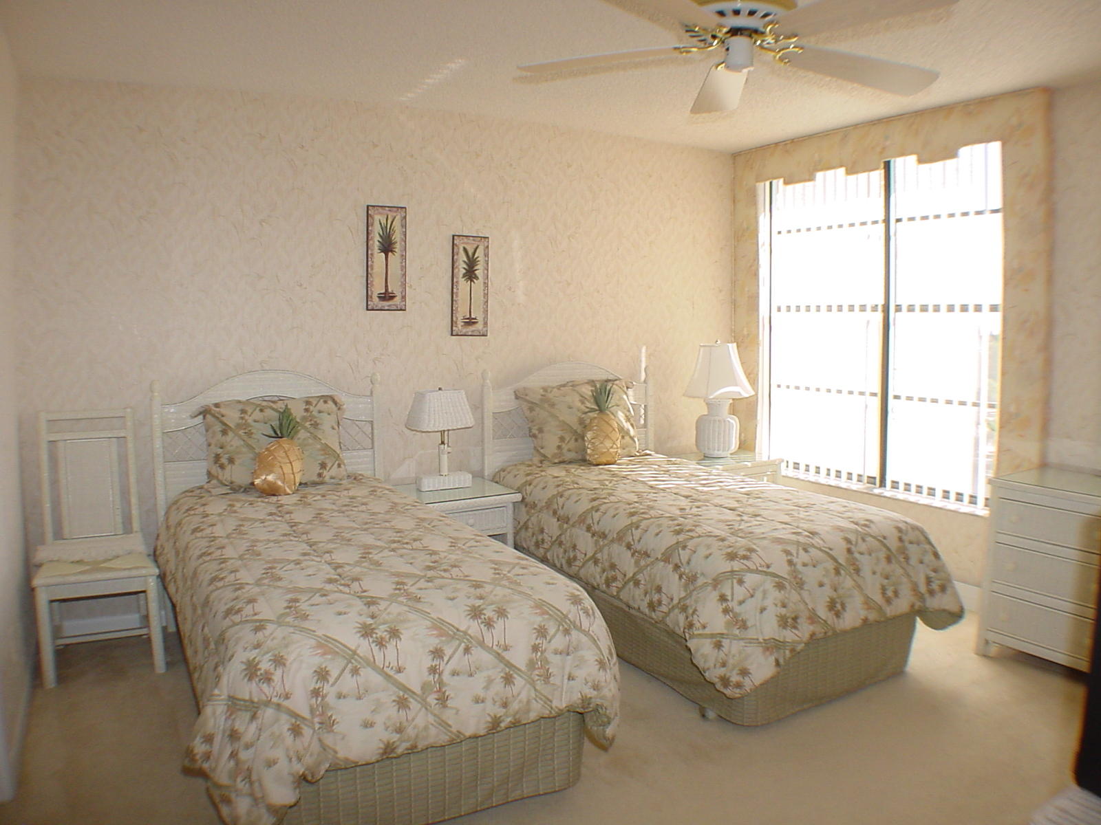 22 Royal Palm Way, Unit 604 Boca Raton, FL 33432 - Photo 13 of 46 DSC00554