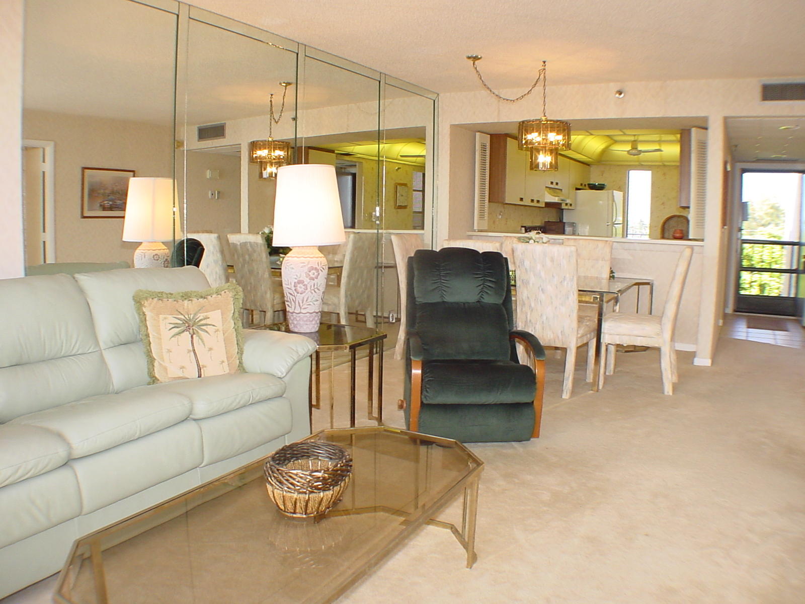22 Royal Palm Way, Unit 604 Boca Raton, FL 33432 - Photo 6 of 46 DSC00576
