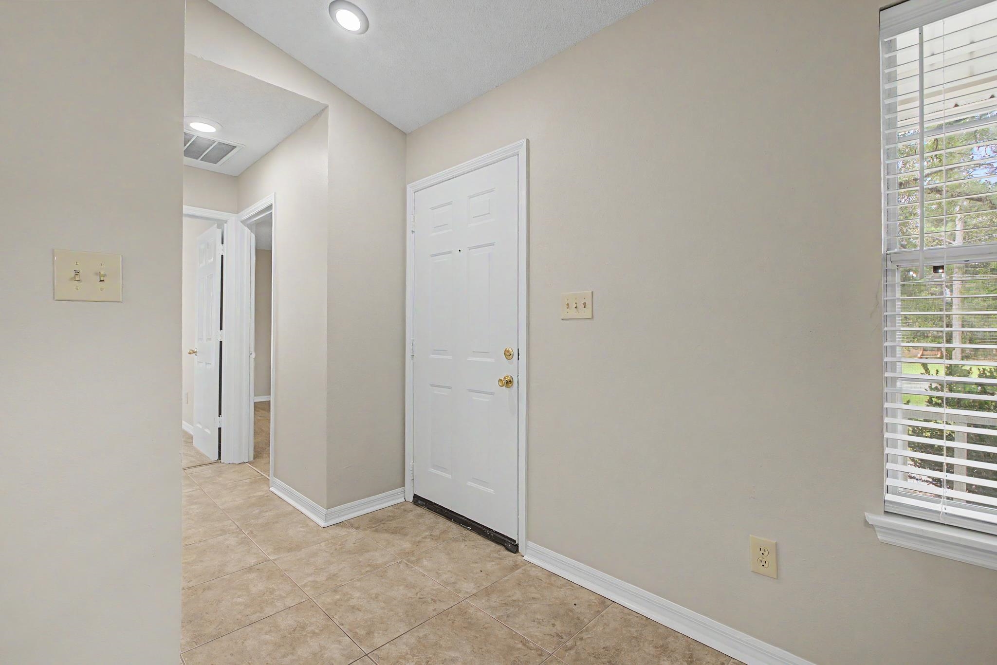 2652 Hartsfield Road Tallahassee, FL 32303 - Photo 6 of 46