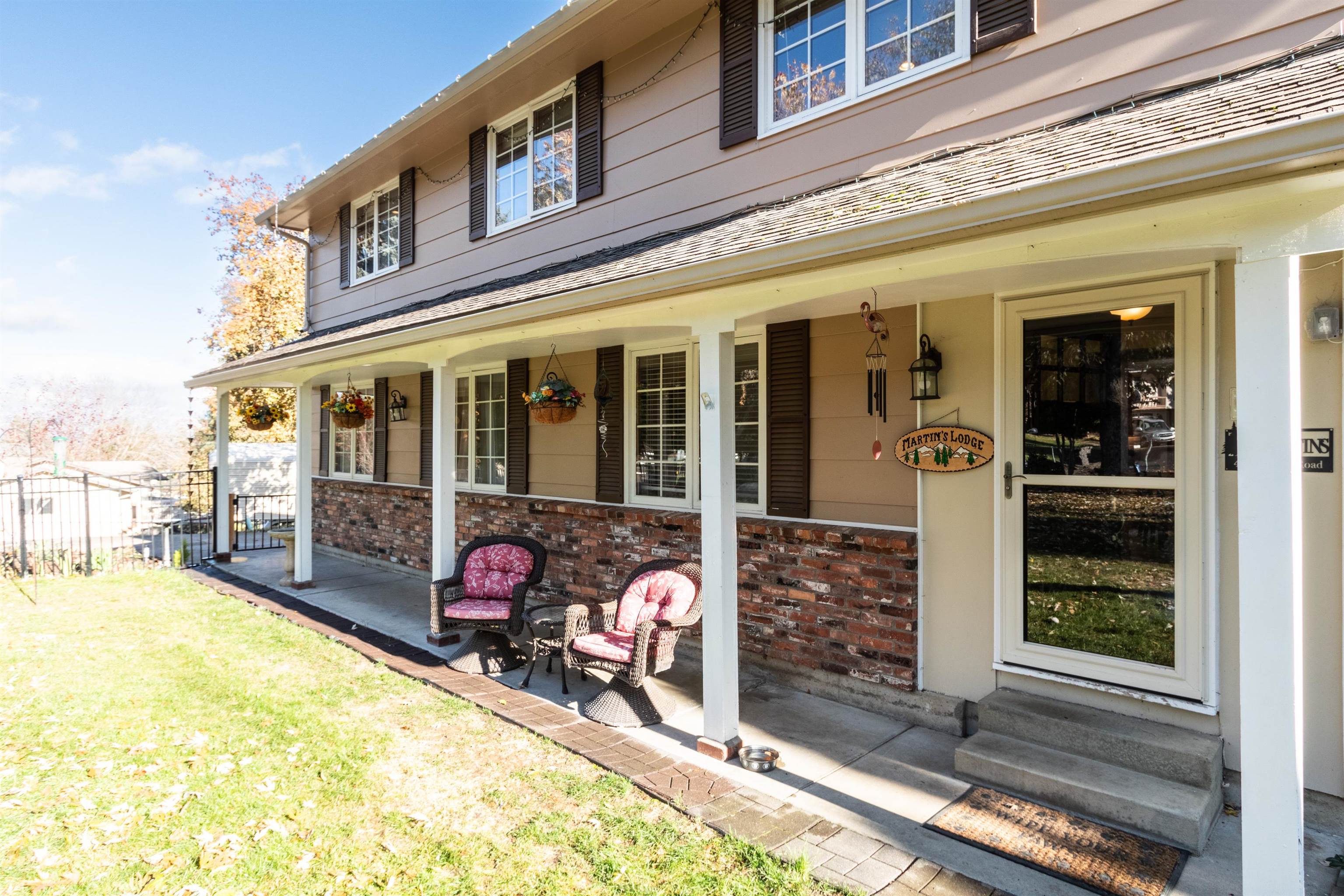 4505 South Farr Road Spokane Valley, WA 99206 - Photo 3 of 32 Gallery Image 3