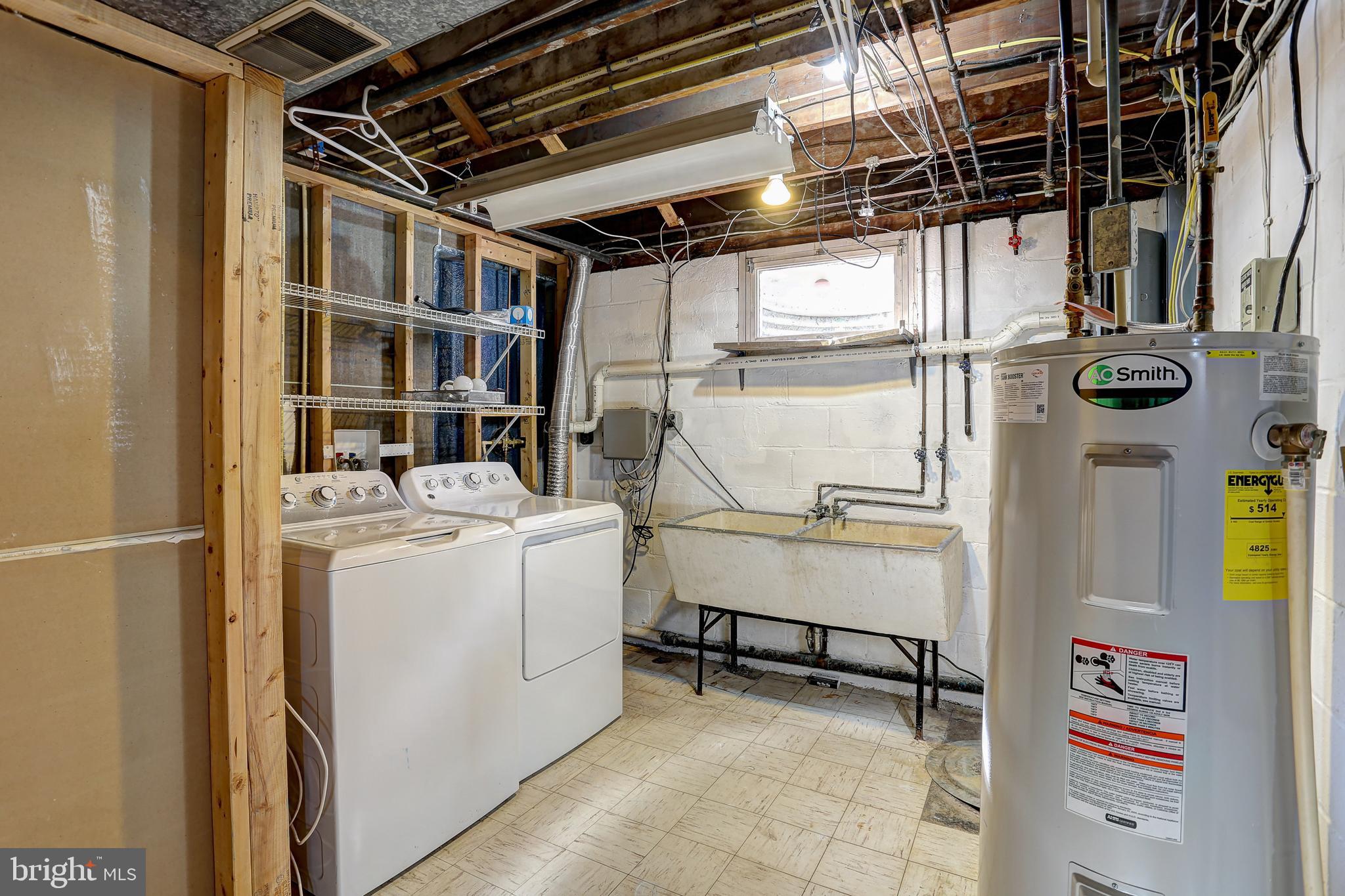 9117 Dunloggin Road Ellicott City, MD 21042 - Photo 26 of 37 Laundry Area