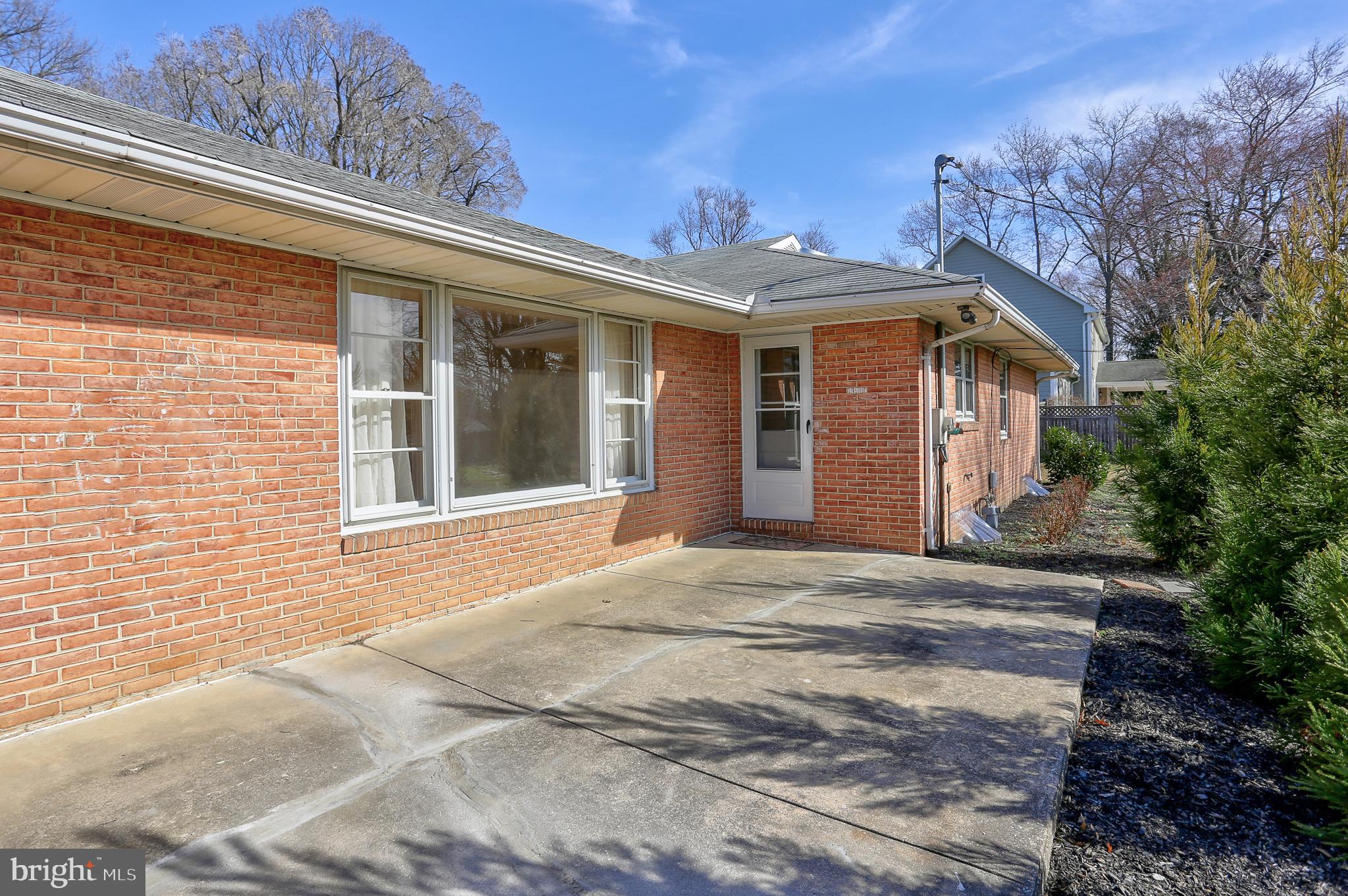9117 Dunloggin Road Ellicott City, MD 21042 - Photo 31 of 37 Patio