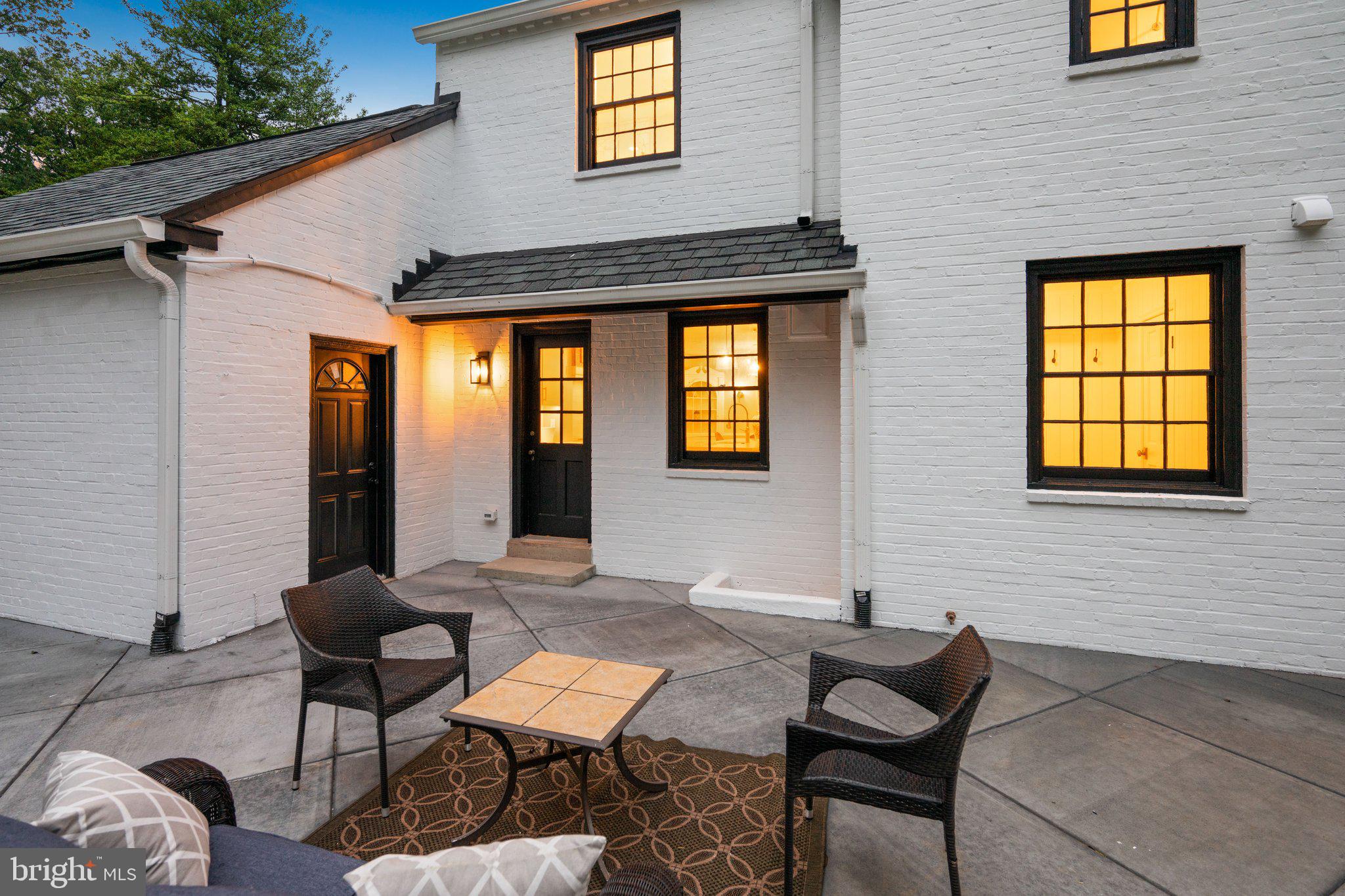 7819 Overbrook Road Ruxton, MD 21204 - Photo 71 of 80 a view of a house with backyard and sitting area