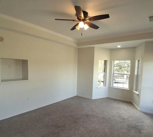 $369,500 | 301 County Road 5066, Leonard, TX 75452