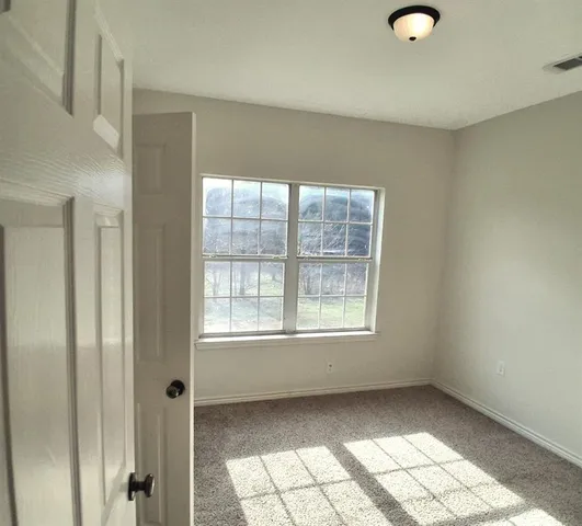 $369,500 | 301 County Road 5066, Leonard, TX 75452