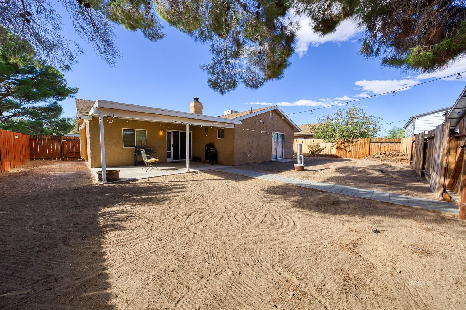 136 North Gwen Drive Ridgecrest, CA 93555 - Photo 26 of 29 Gallery Image 26