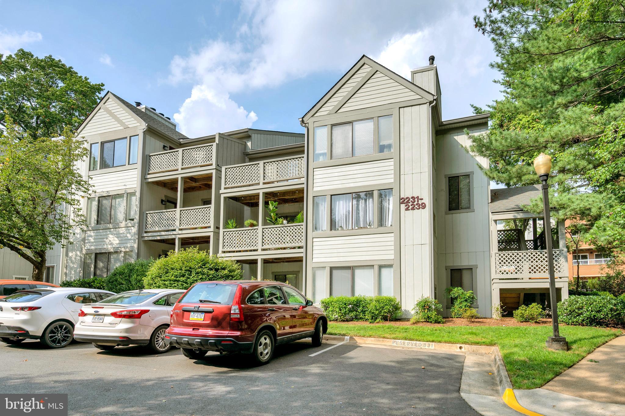 2239 Hunter's Run Drive, Unit 2239 Reston, VA 20191 - Photo 36 of 47 Gallery Image 36