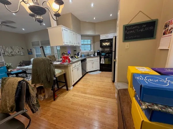 $1,550 | 3809 Spicewood Springs Road, Unit 119, Austin, TX 78759