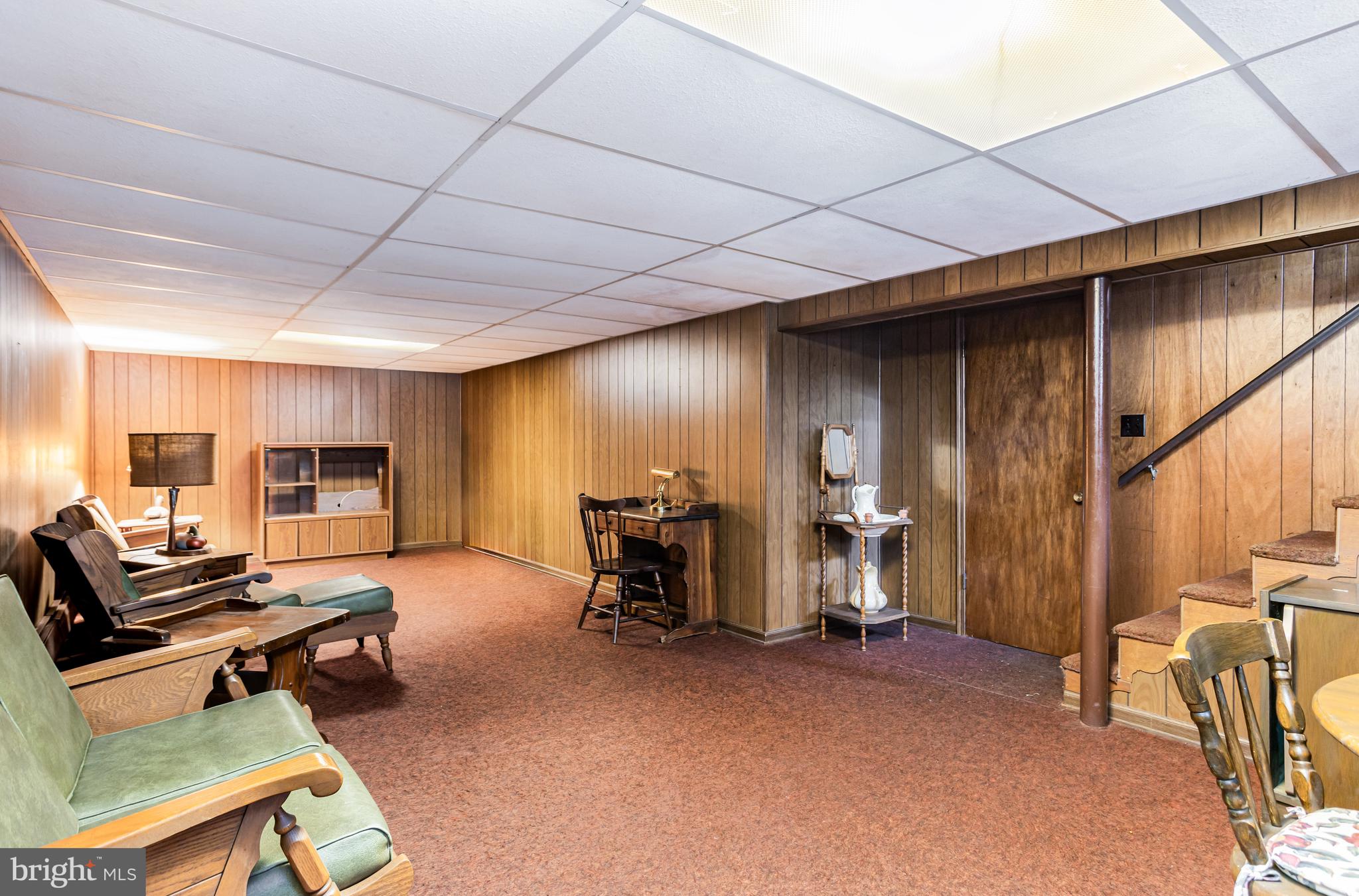 4234 Necker Avenue Baltimore, MD 21236 - Photo 16 of 29 a living room with furniture and a window