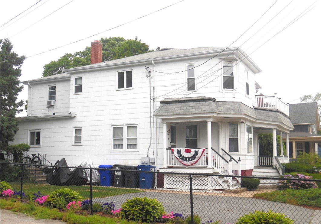 319 Main Street Warren, RI 02885 - Photo 2 of 20 Gallery Image 2