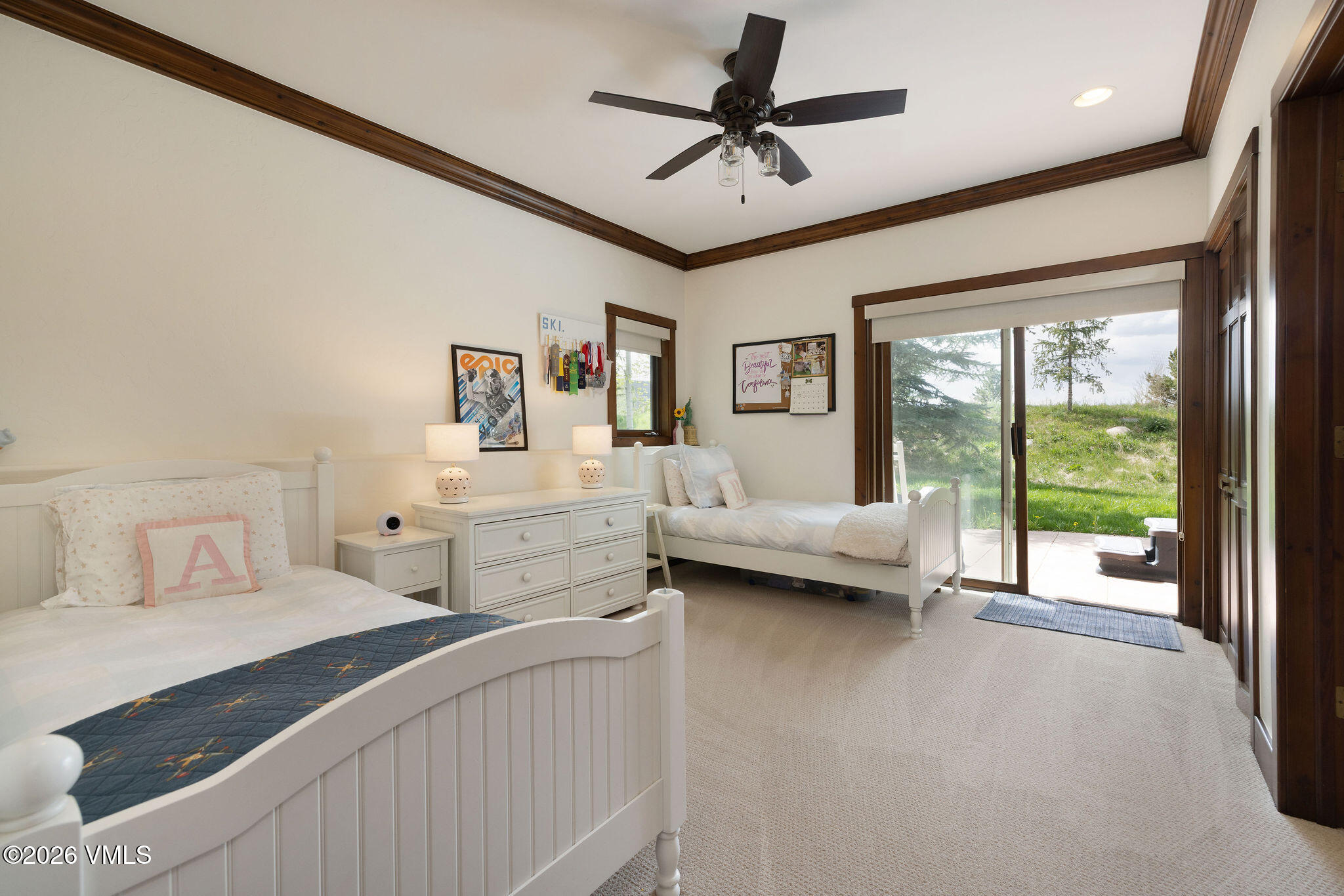 37 Knudson Ranch Road Edwards, CO 81632 - Photo 16 of 25 2605_37_knudson_ranch_rd_interior_bed03