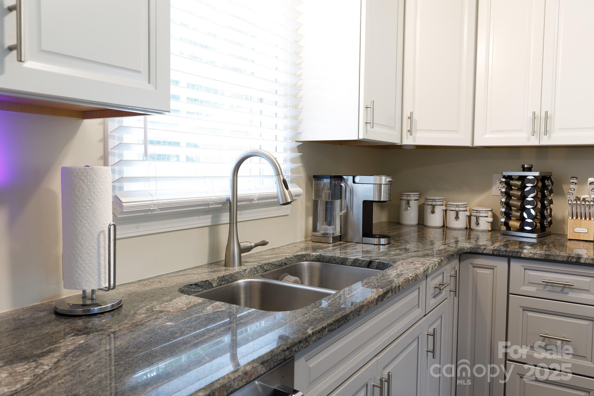 1811 Eastview Road Rock Hill, SC 29732 - Photo 9 of 35 Gallery Image 9