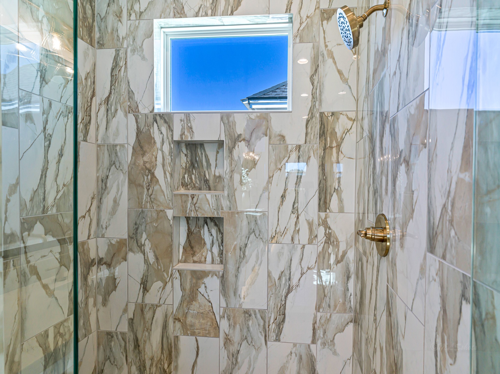 1207 Tabor Street Houston, TX 77009 - Photo 34 of 46 a bathroom with a shower