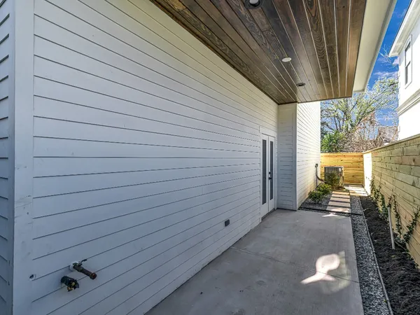 $1,199,000 | 1207 Tabor Street, Houston, TX 77009