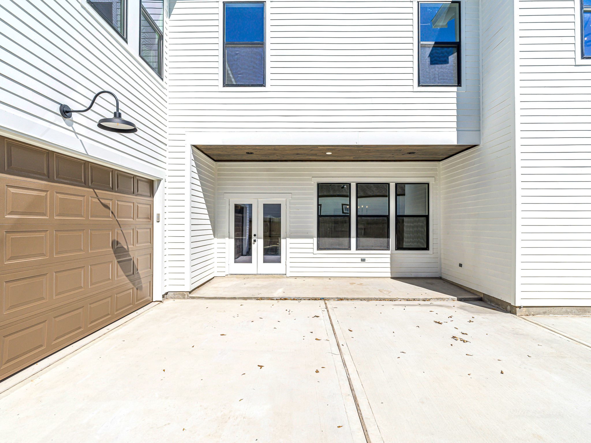1207 Tabor Street Houston, TX 77009 - Photo 45 of 46 a front view of a house with a window