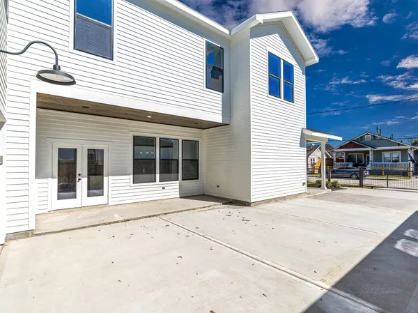 $1,295,000 | 1207 Tabor Street, Houston, TX 77009