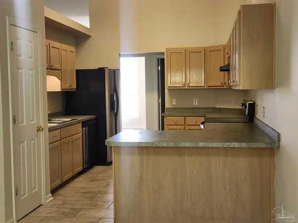 $285,900 | 6885 Fort Deposit Drive, Pensacola, FL 32526