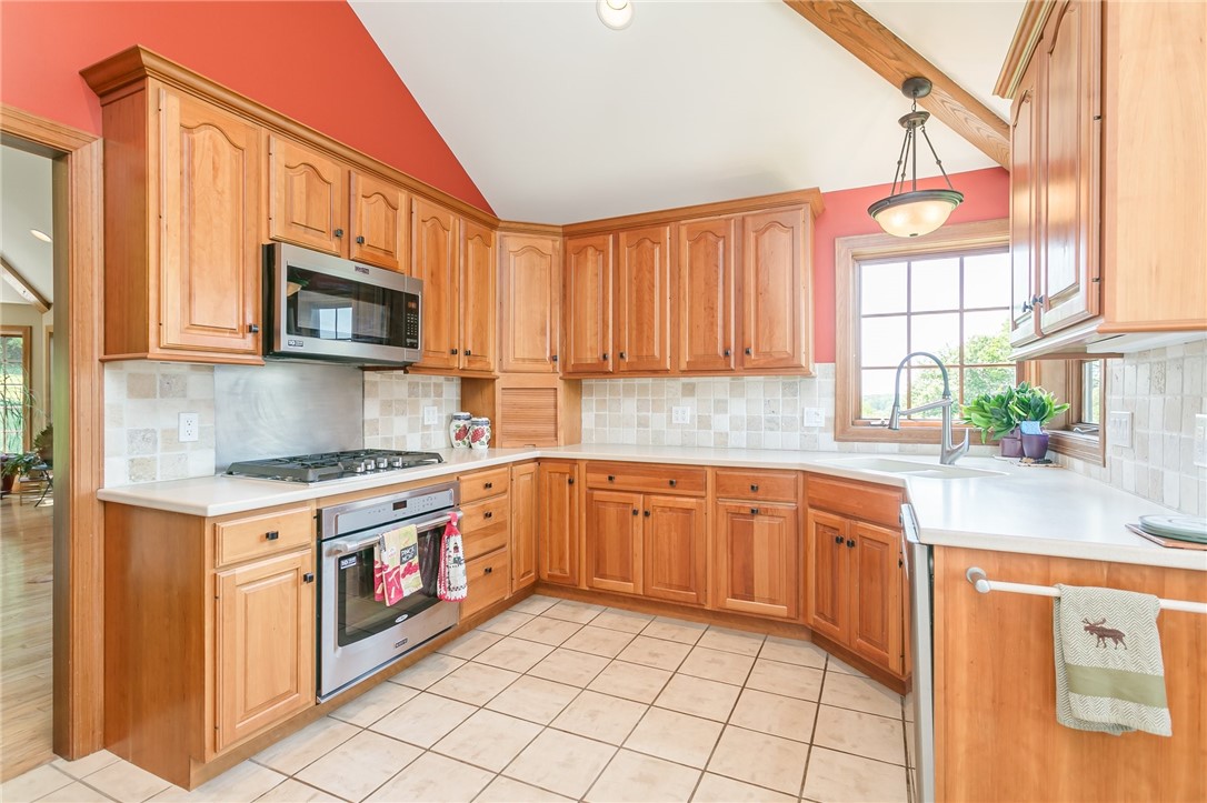 7685 Gregg Road Bristol, NY 14469 - Photo 7 of 50