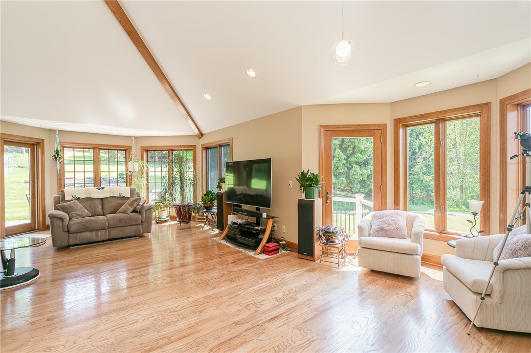 7685 Gregg Road Bristol, NY 14469 - Photo 8 of 50