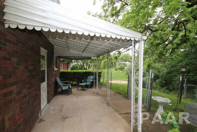 2304 Springfield Road East Peoria, IL 61611 - Photo 16 of 17 Gallery Image 16