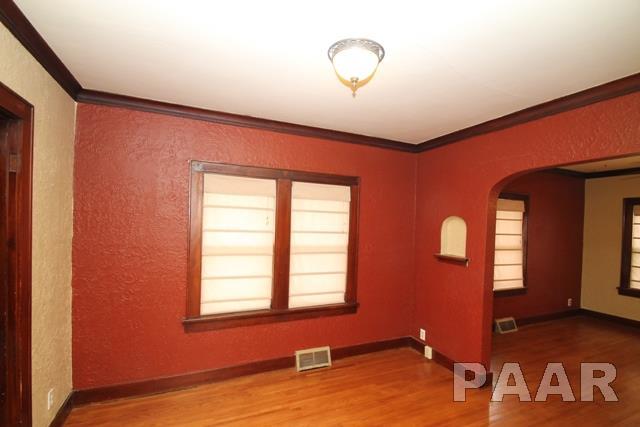 2304 Springfield Road East Peoria, IL 61611 - Photo 8 of 17 Gallery Image 8