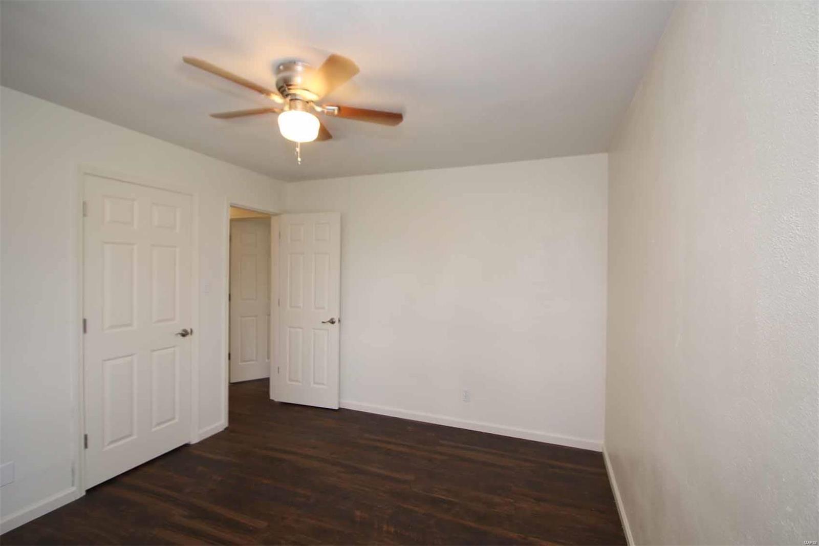 1929 Pontoon Road Granite City, IL 62040 - Photo 14 of 36 Gallery Image 14