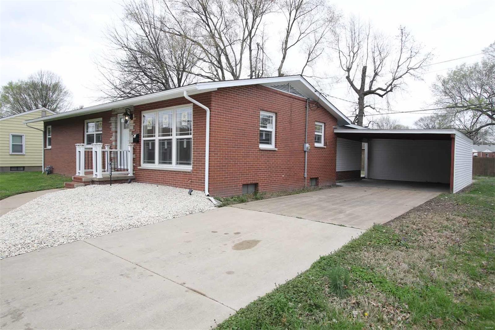 1929 Pontoon Road Granite City, IL 62040 - Photo 5 of 36 Gallery Image 5