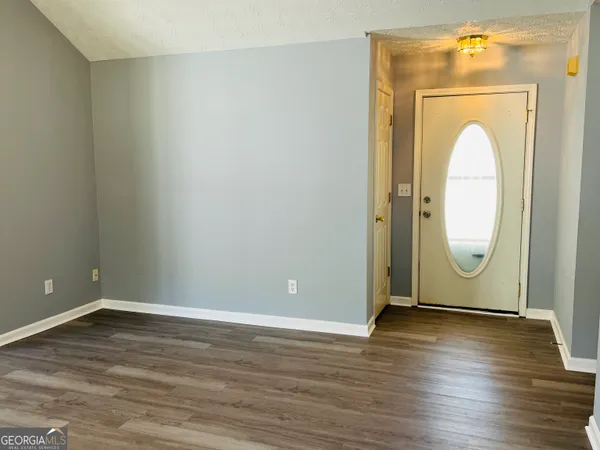 $1,995 | 405 Peeks Crossing Drive, Senoia, GA 30276