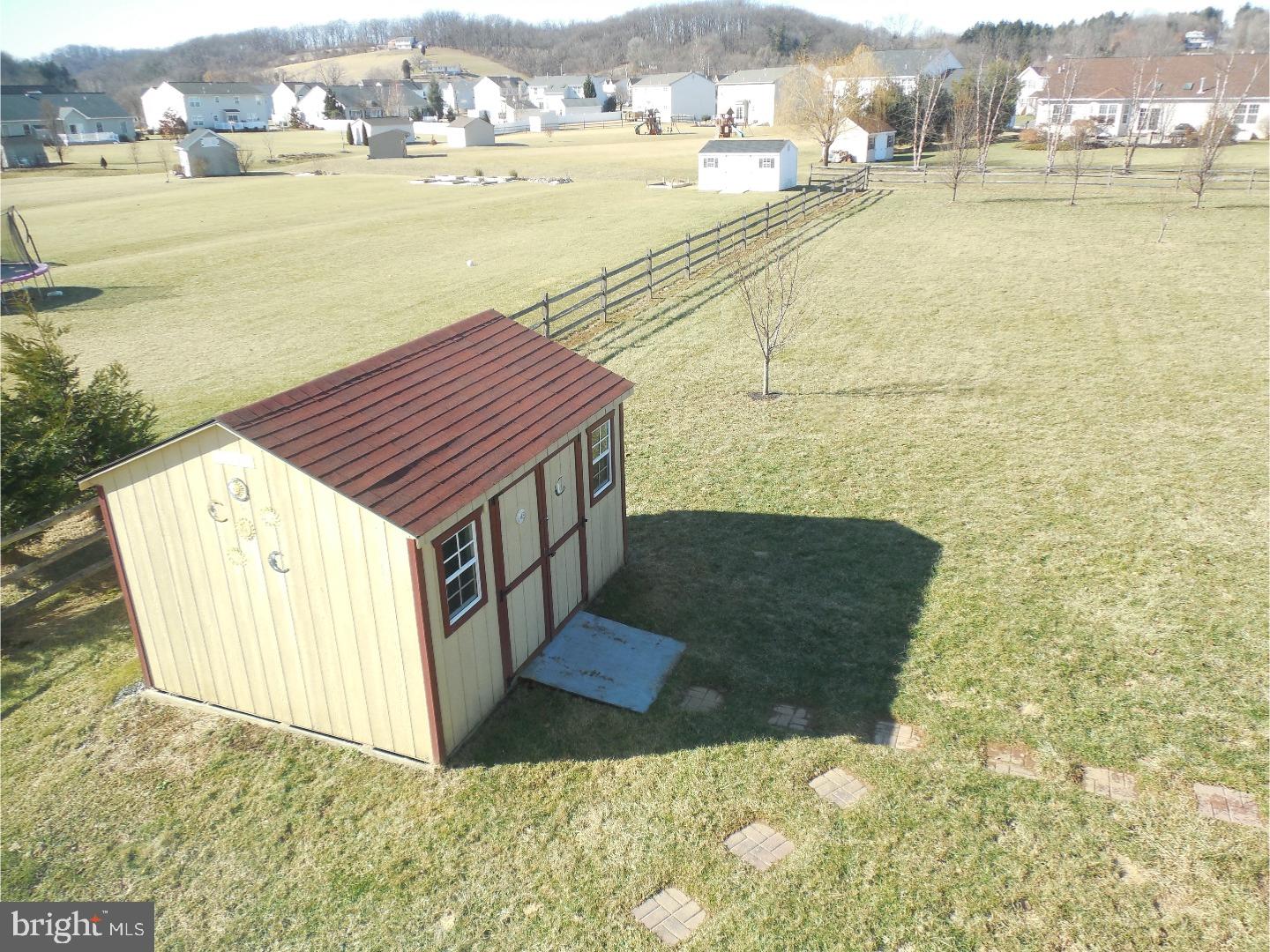 524 West Reeser Street Leesport, PA 19533 - Photo 5 of 25 Storage Shed