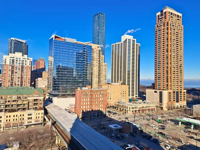 $310,000 | 1255 South State Street, Unit 1201, Chicago, IL 60605