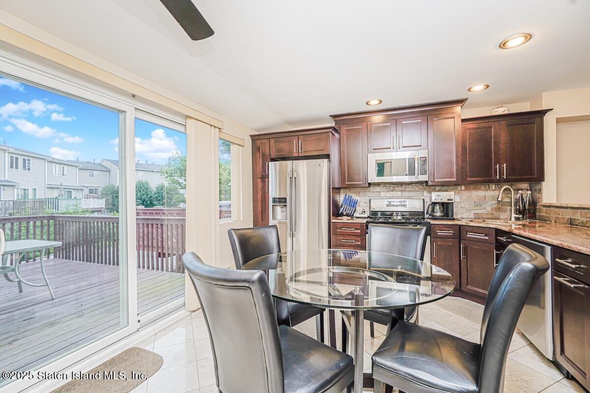 182 Pembrook Loop Staten Island, NY 10309 - Photo 13 of 38 Photo Jul 01 2025, 4 45 21 PM