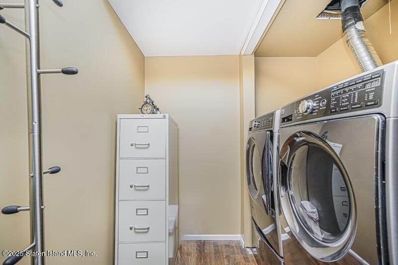 182 Pembrook Loop Staten Island, NY 10309 - Photo 30 of 38 Photo Jul 06 2025, 6 59 08 PM (1) (1)