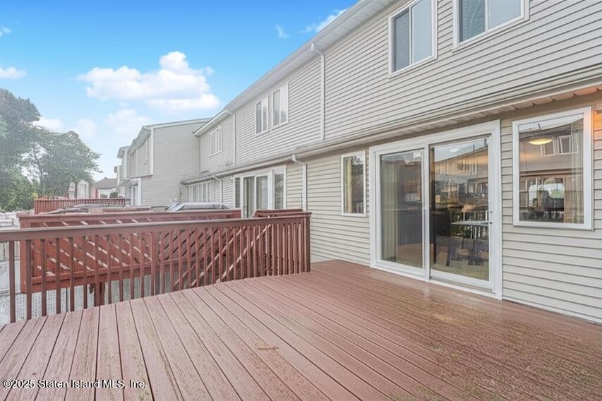 182 Pembrook Loop Staten Island, NY 10309 - Photo 32 of 38 Photo Jul 06 2025, 7 43 50 PM