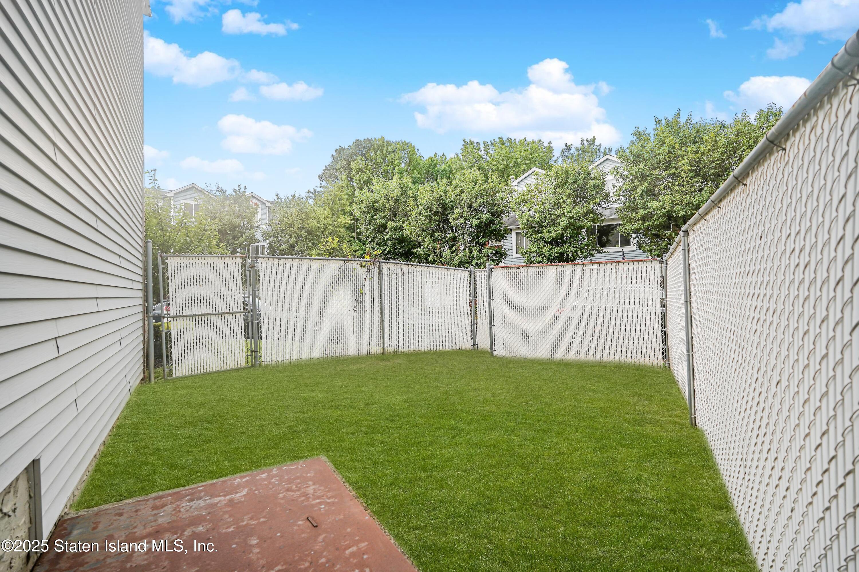 182 Pembrook Loop Staten Island, NY 10309 - Photo 37 of 38 Photo Jul 01 2025, 4 36 53 PM