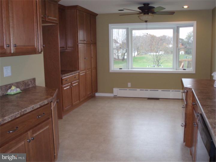 419 East Moyer Road Pottstown, PA 19464 - Photo 12 of 25 Gallery Image 12