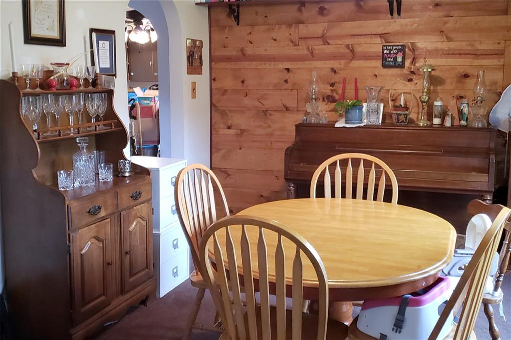 4252 Ellwood Road New Castle, PA 16101 - Photo 8 of 20
