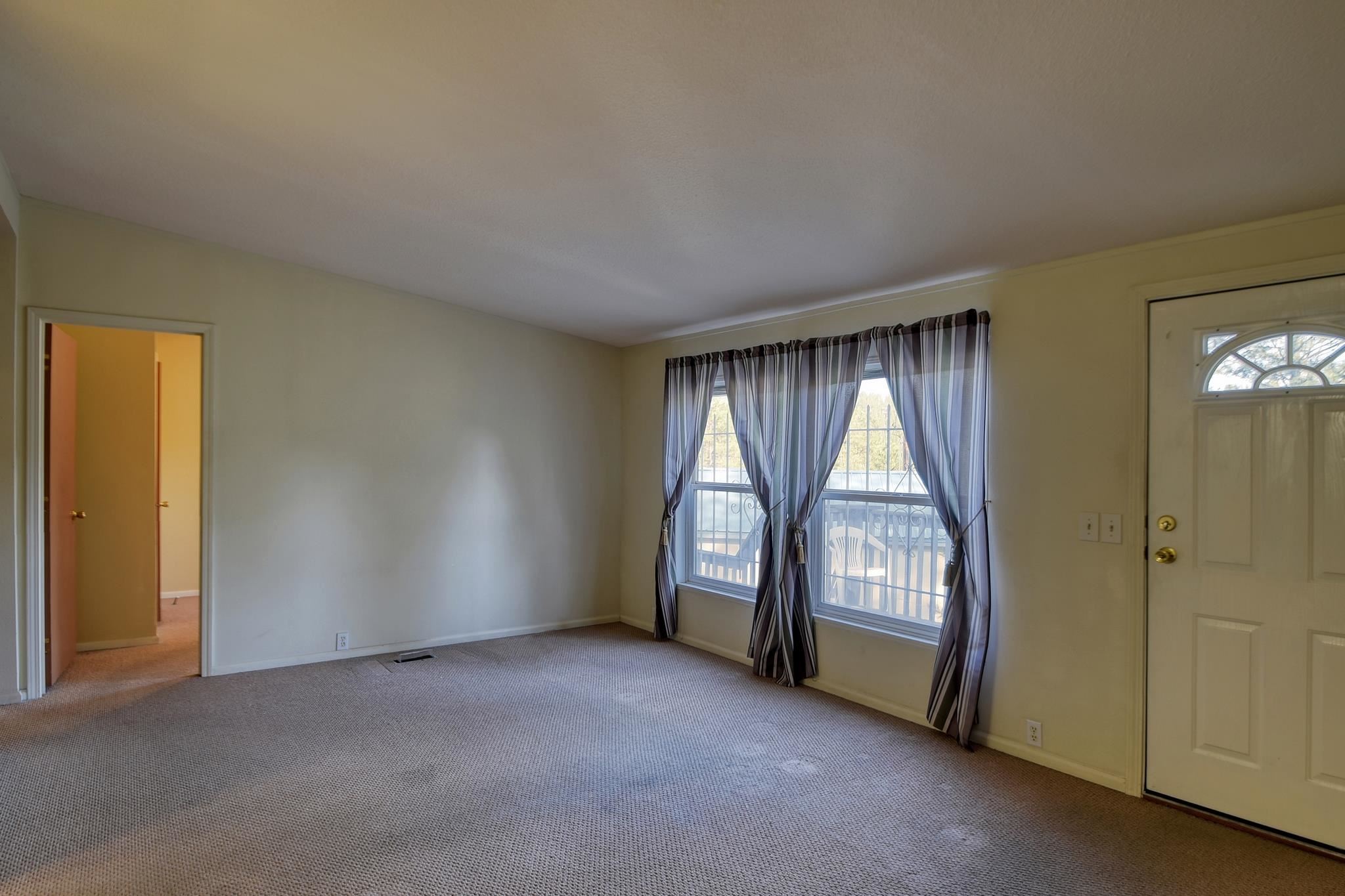 6305 North Garfield Road Spokane, WA 99224 - Photo 4 of 20