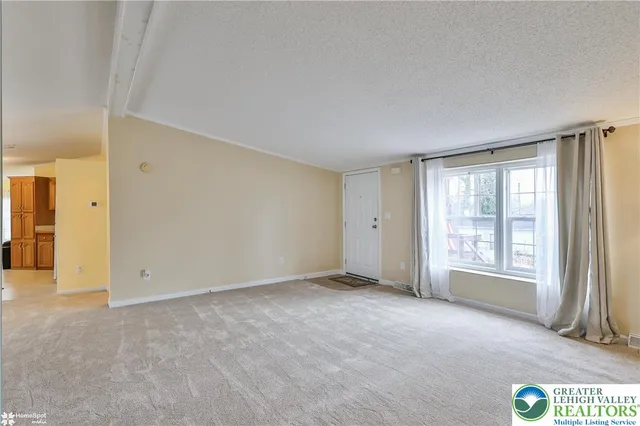 $189,900 | 6 Dogwood Lane, Quakertown, PA 18951