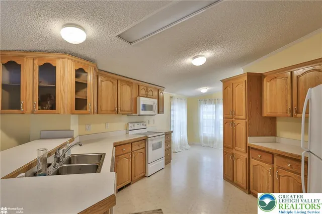 $189,900 | 6 Dogwood Lane, Quakertown, PA 18951