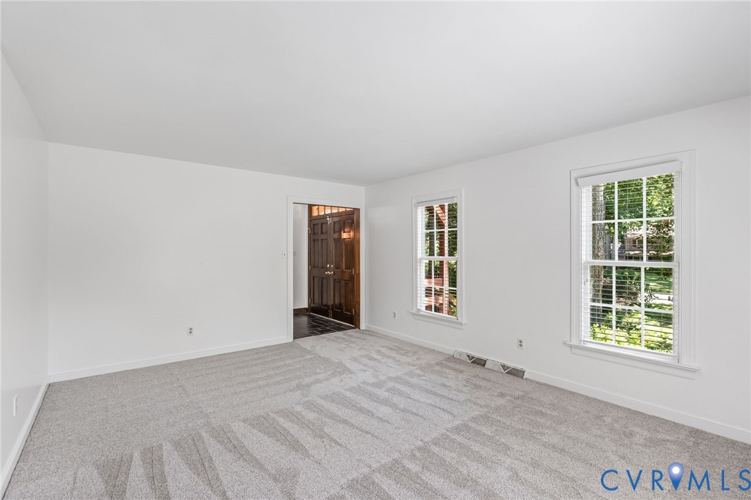 5701 Elfinwood Road Chester, VA 23831 - Photo 10 of 52