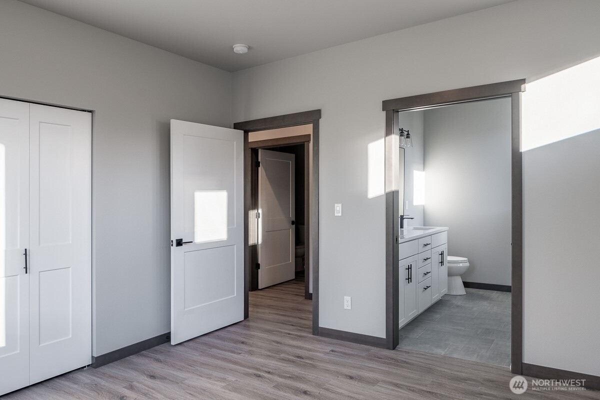 6441 Humphrey Road, Unit 3 Clinton, WA 98236 - Photo 26 of 35