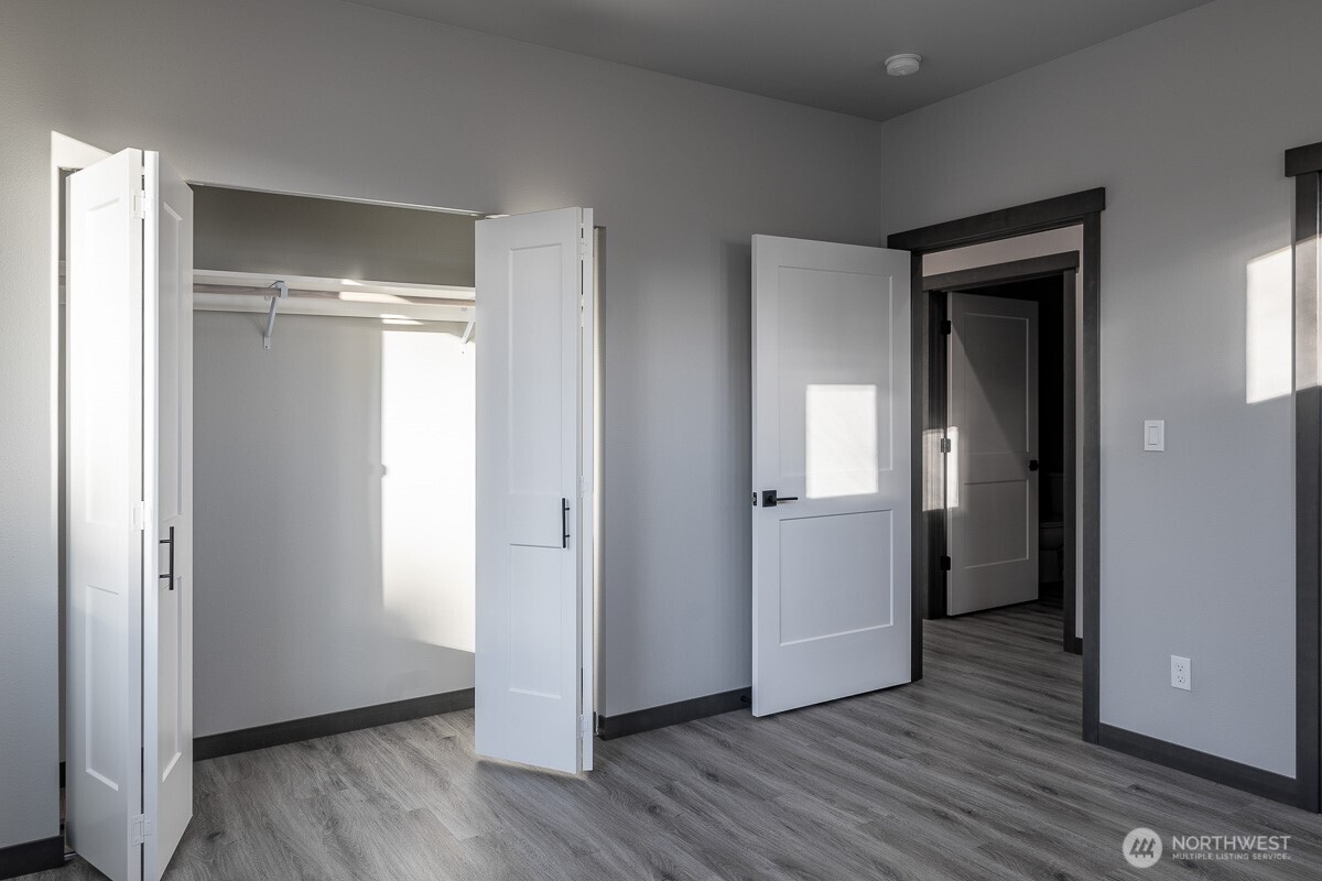 6441 Humphrey Road, Unit 3 Clinton, WA 98236 - Photo 27 of 35