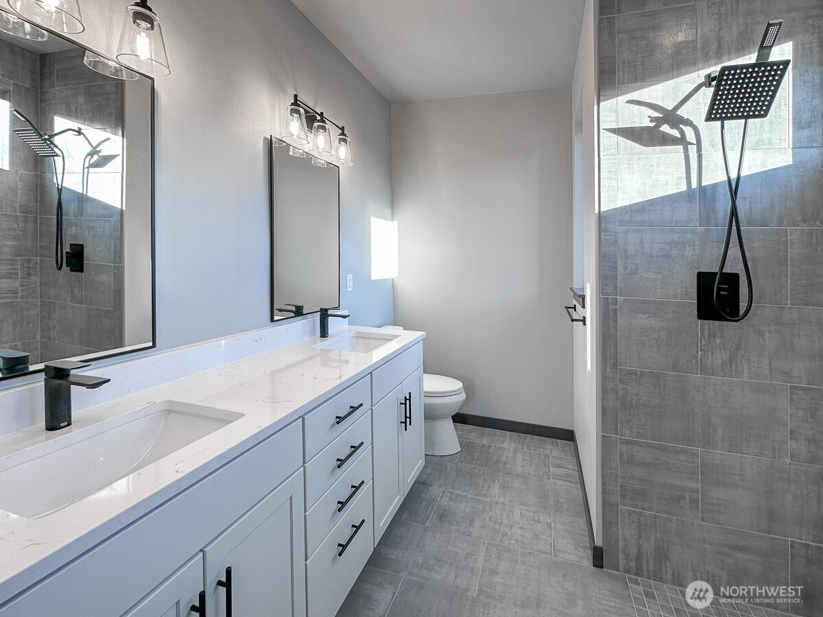 6441 Humphrey Road, Unit 3 Clinton, WA 98236 - Photo 31 of 35