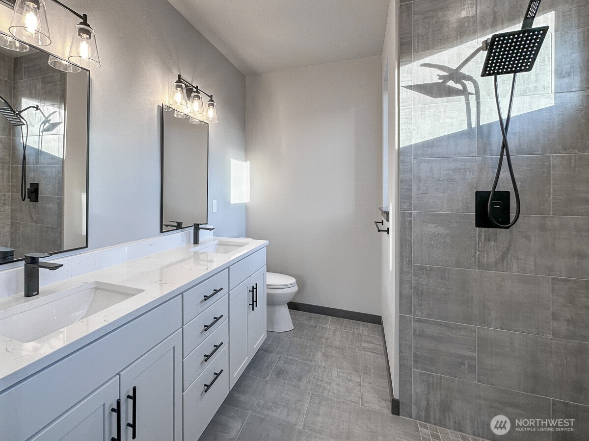 6441 Humphrey Road, Unit 3 Clinton, WA 98236 - Photo 32 of 35