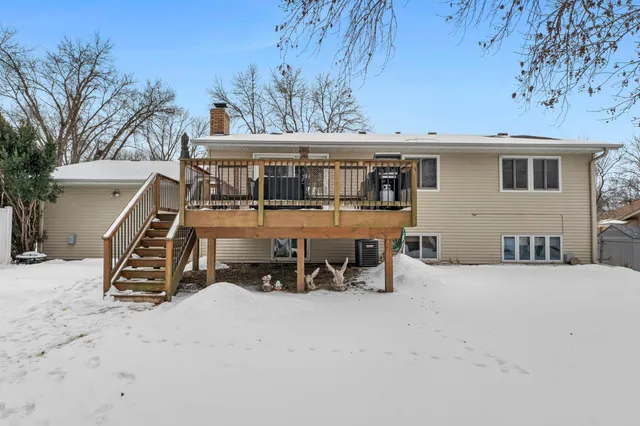 $365,000 | 7591 Irvin Ave Court South, Cottage Grove, MN 55016